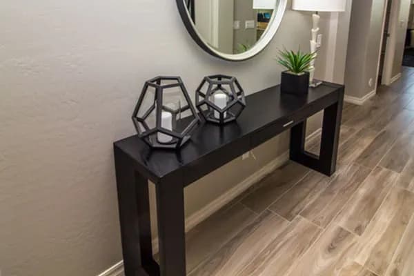 Ozdoby na przedpokój - dekoracje ścienne do przedpokoju i korytarza, ozdoby na korytarz 2023