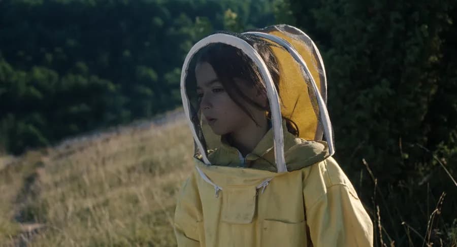 20 000 gatunków pszczół - recenzja filmu na Filmweb - 2023