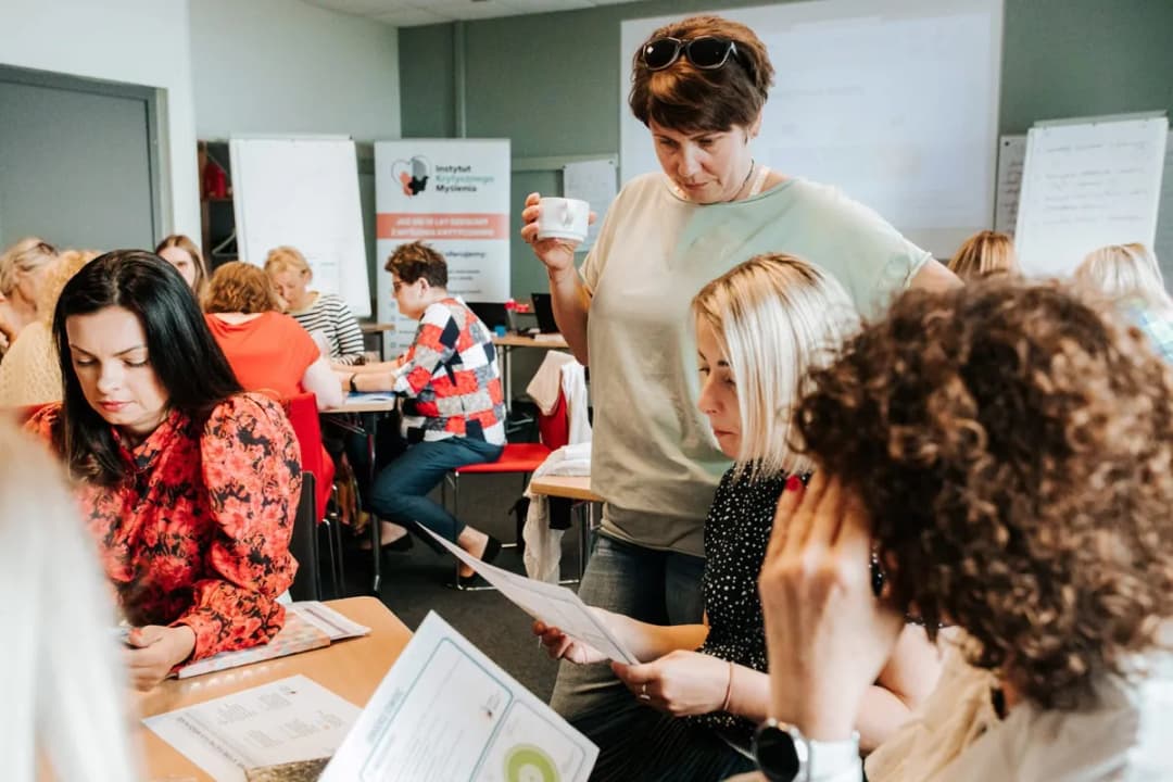 Krytyczna analiza sensów i bezsensów edukacji wczesnoszkolnej: fakty i mity