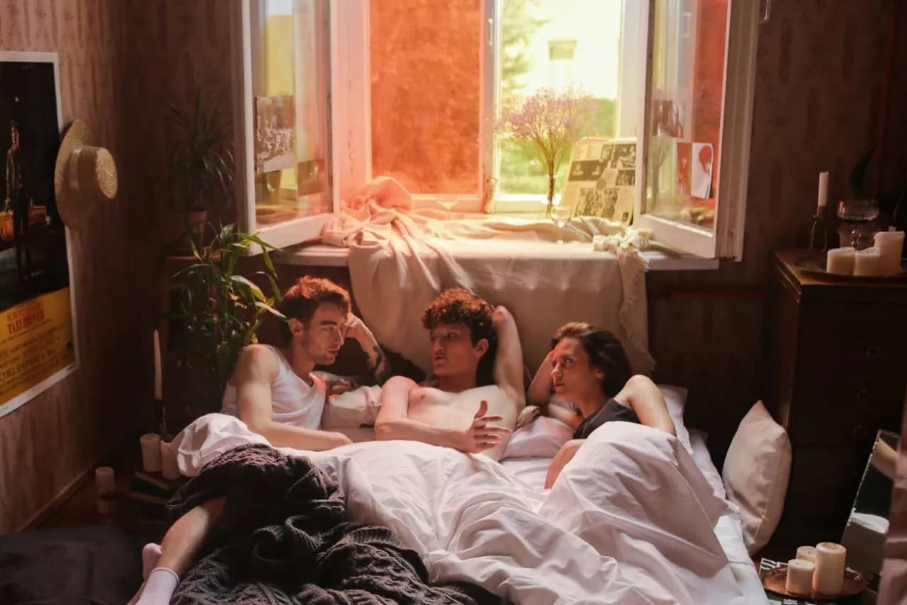 Czy otwarty związek ma sens? Prawda o niemonogamii - fakty i zagrożenia