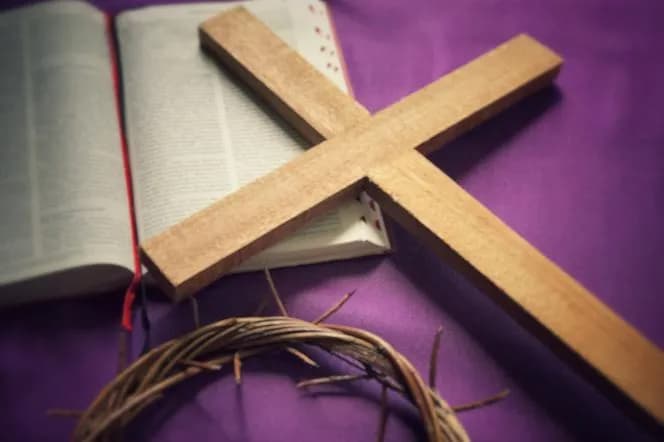 Sens Wielkiego Postu - głębokie znaczenie duchowe dla każdego katolika